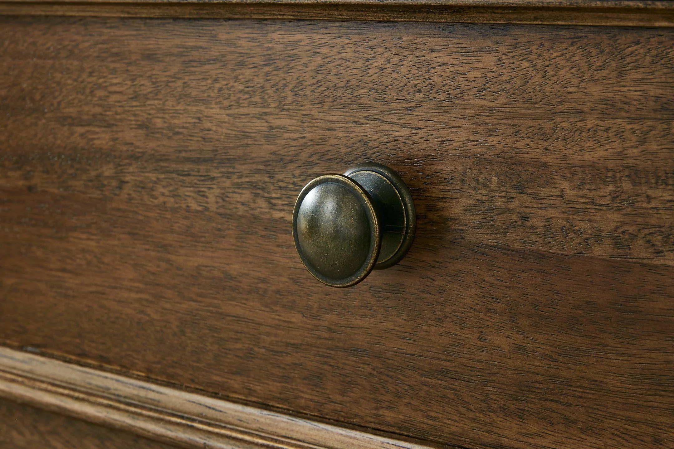 Sturlayne Chest of Drawers - Image 8